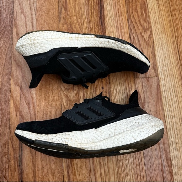 Adidas Ultraboost Black Running Shoes Sneakers Men’s Size 7 - Picture 2 of 11